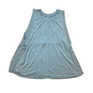 Free People light blue flowy tank sz S